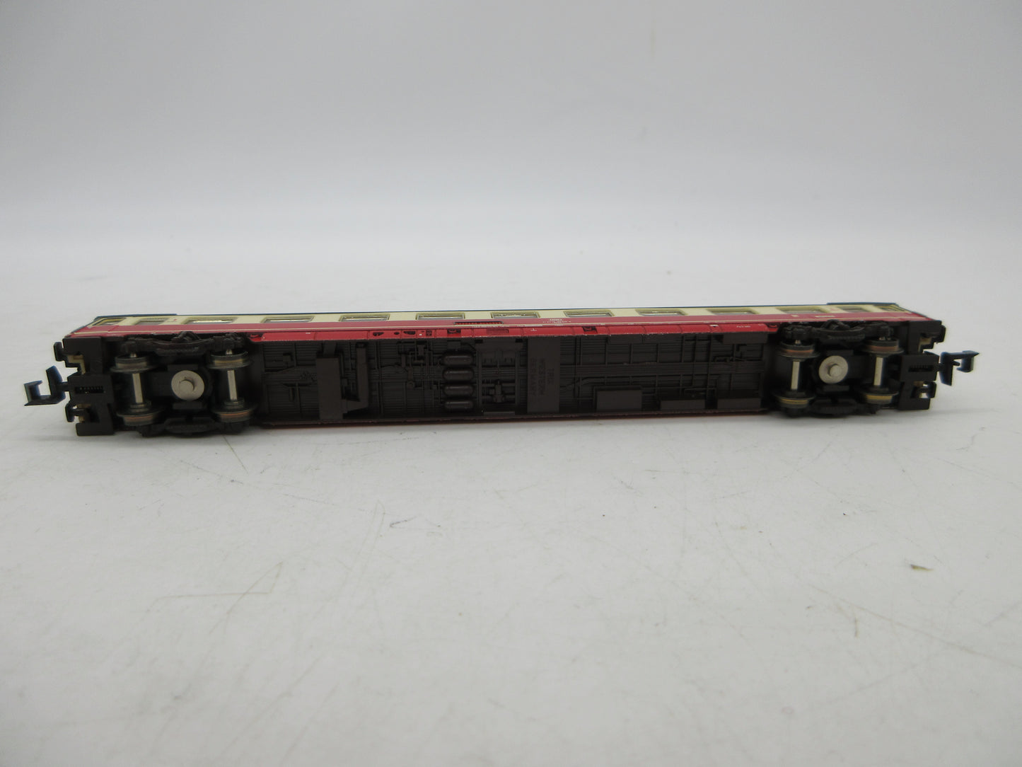 Minitrix N - 51 3101 00 - 1e klas TEE rijtuig van de DB