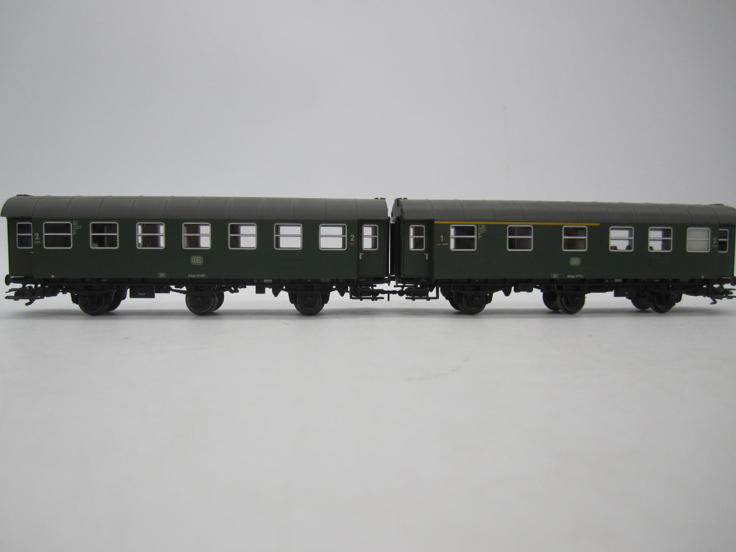 Märklin H0 - 00795-04 - Dubbelsetje Umbauwagen 2e klas/1e klas van de DB