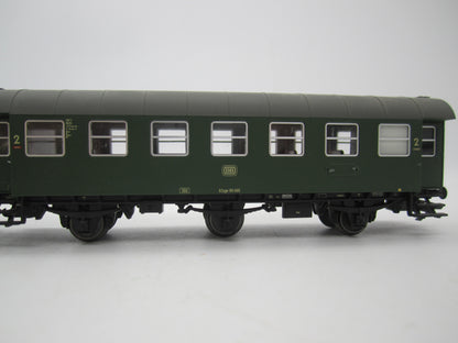 Märklin H0 - 00795-04 - Dubbelsetje Umbauwagen 2e klas/1e klas van de DB