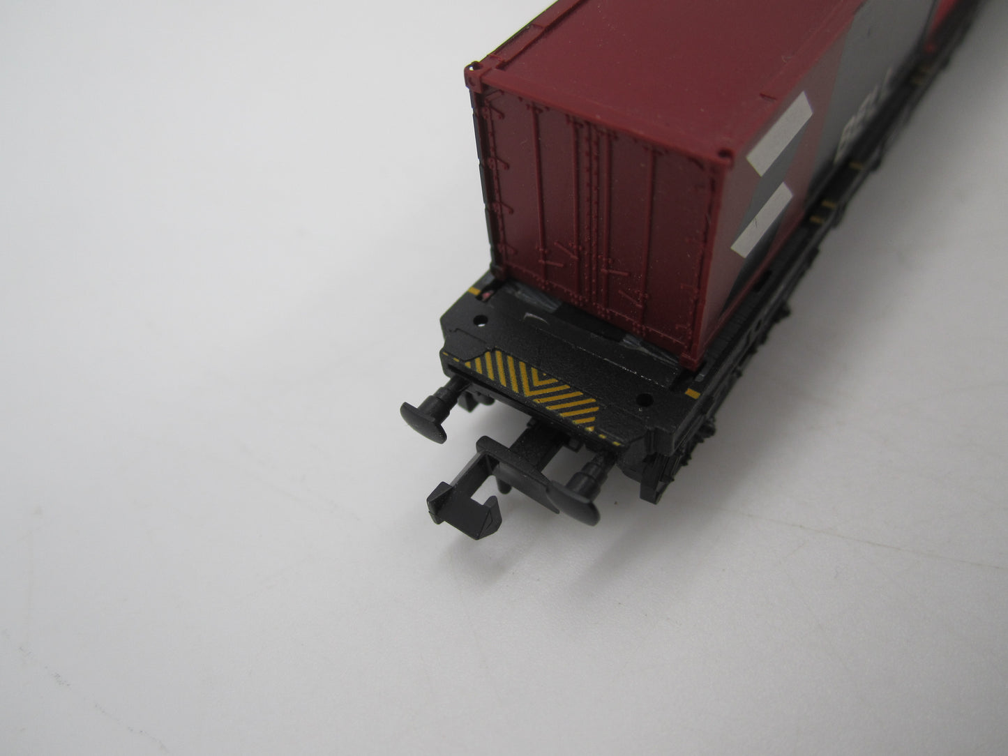 Minitix N - 70108 - Containerdraagwagen met containers van de NS