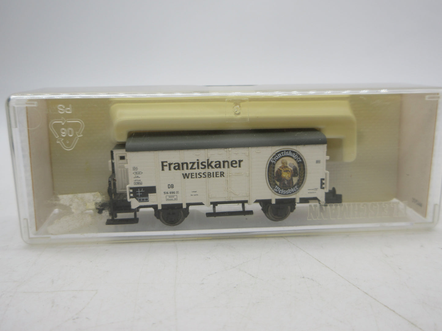 Fleischmann N - 87 8346 K - Koelwagen met remmershuis "Franzikaner Weissbier" van de DB