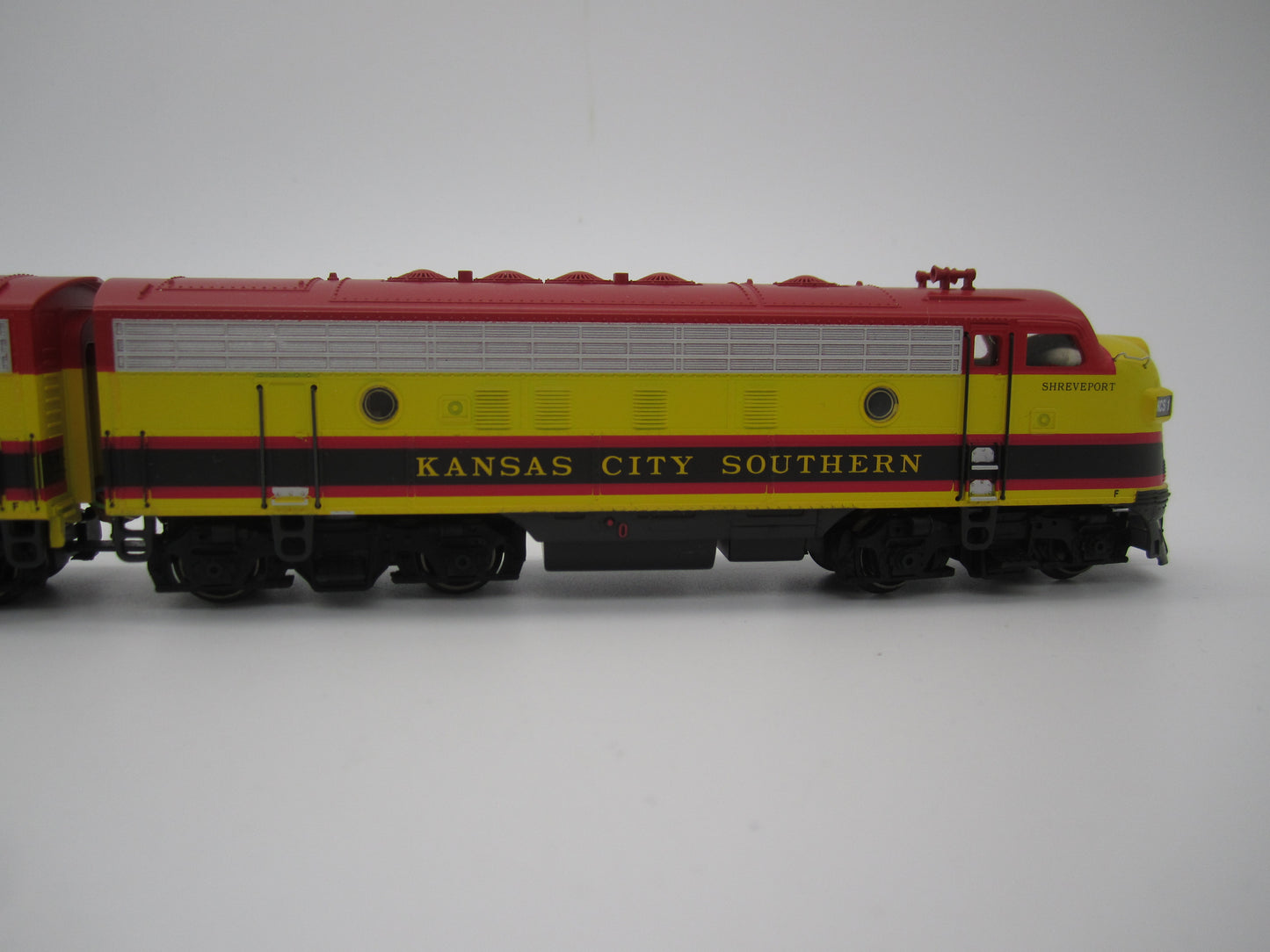 Märklin H0 - 37628 - Dieselloc, 3-delige F-7 van de Kansas City Southern - MFX Digitaal/Sound