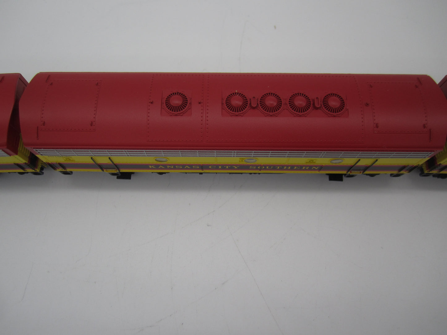 Märklin H0 - 37628 - Dieselloc, 3-delige F-7 van de Kansas City Southern - MFX Digitaal/Sound