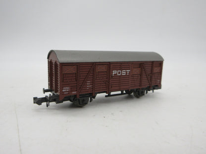Roco N - 02329 B - Gesloten goederenwagen "Post" van de NS