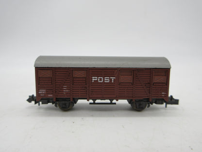 Roco N - 02329 B - Gesloten goederenwagen "Post" van de NS