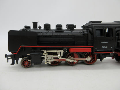 Märklin H0 - 30032 - Stoomloc met tender, BR 24 van de DB - Analoog