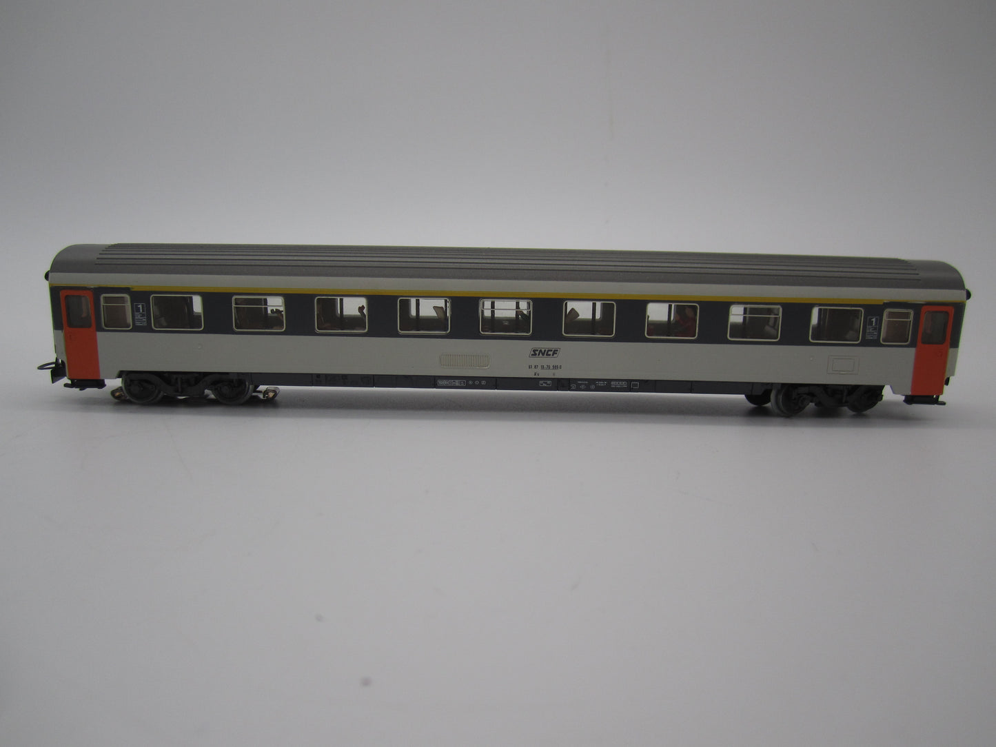 Märklin H0 - 4161 - Personenwagen 1e klas "Eurofirma" van de SNCF, met verlichting en figuren