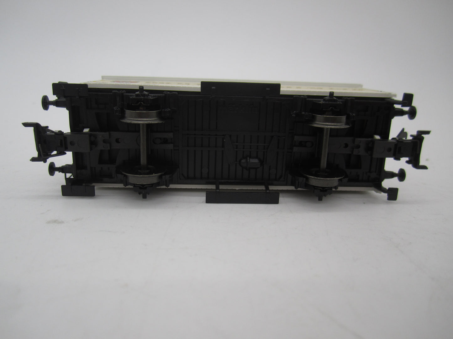 Märklin H0 - 94414 - Gesloten wagen met auto "Brauerei Dinkelacker" van de Duitse Spoorwegen