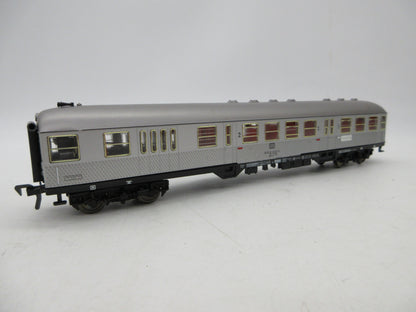 Fleischmann H0 - 5120 - Stuurstandrijtuig 2e klas "Silberlinge" van de DB, met interieurverlichting