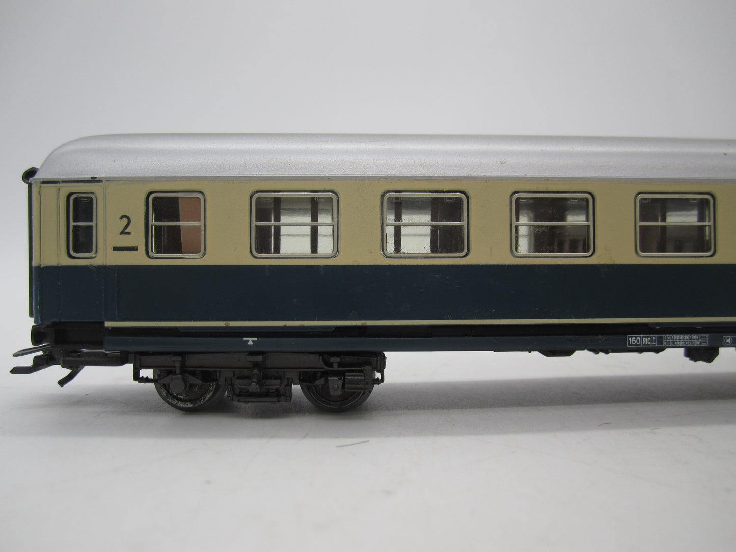 Märklin H0 - 4092 - Rijtuig 2e klas van de DB, met verlichting