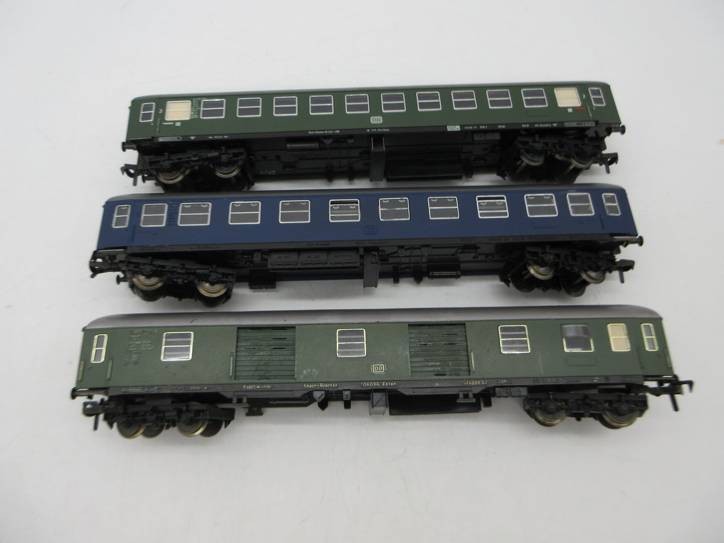 Fleischmann H0 - 1501/1502/1504 - Rijtuig 2e klas, 1e klas en bagagerijtuig van de DB, met interieurverlichting