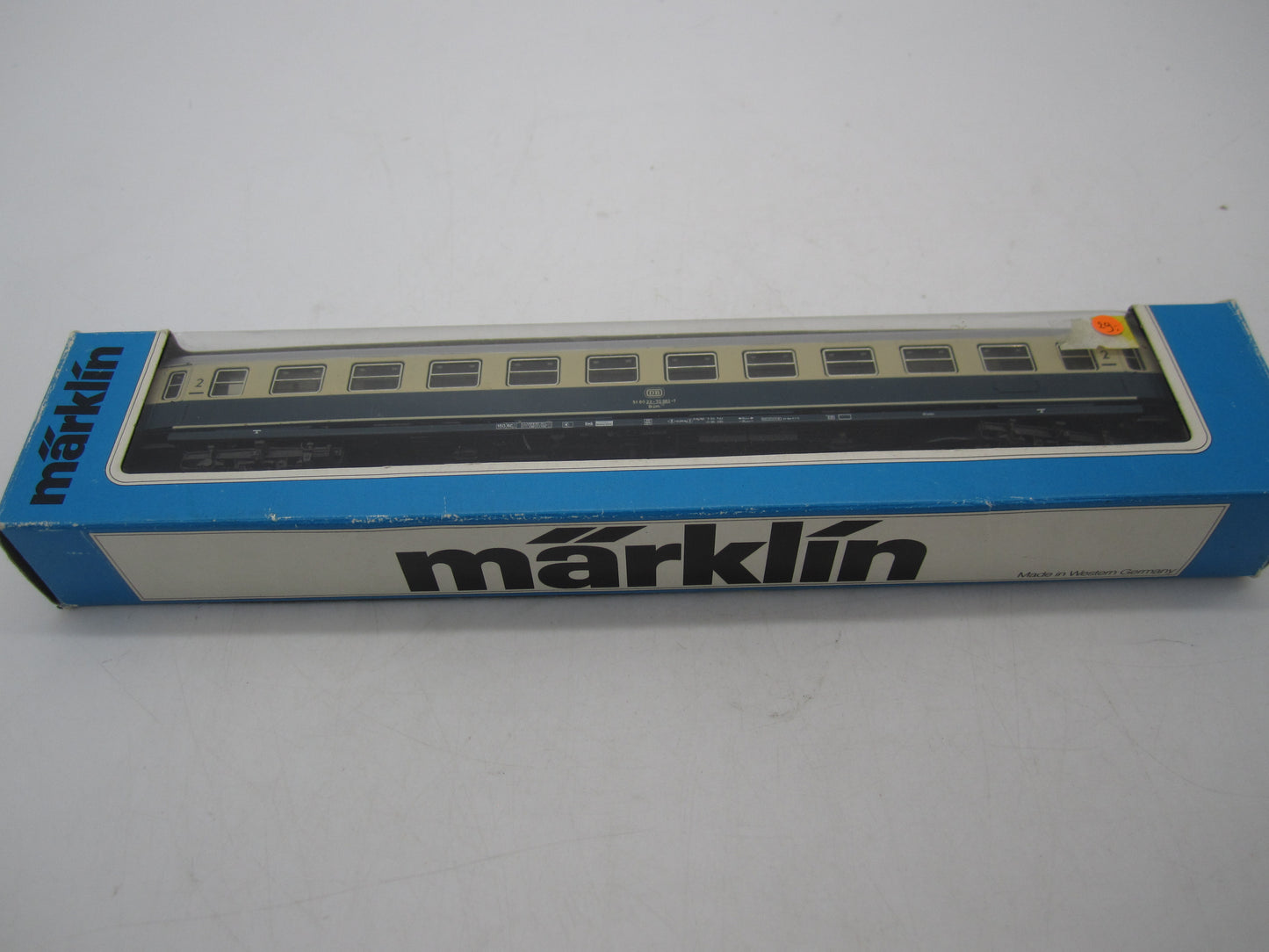 Märklin H0 - 4092 - Rijtuig 2e klas van de DB, met verlichting