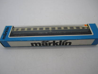 Märklin H0 - 4092 - Rijtuig 2e klas van de DB, met verlichting