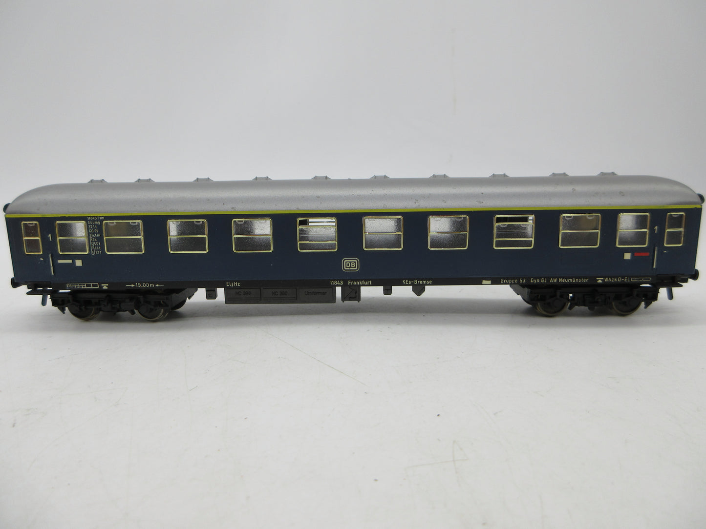 Fleischmann H0 - 1501 - Rijtuig 1e klas van de DB, met interieurverlichting