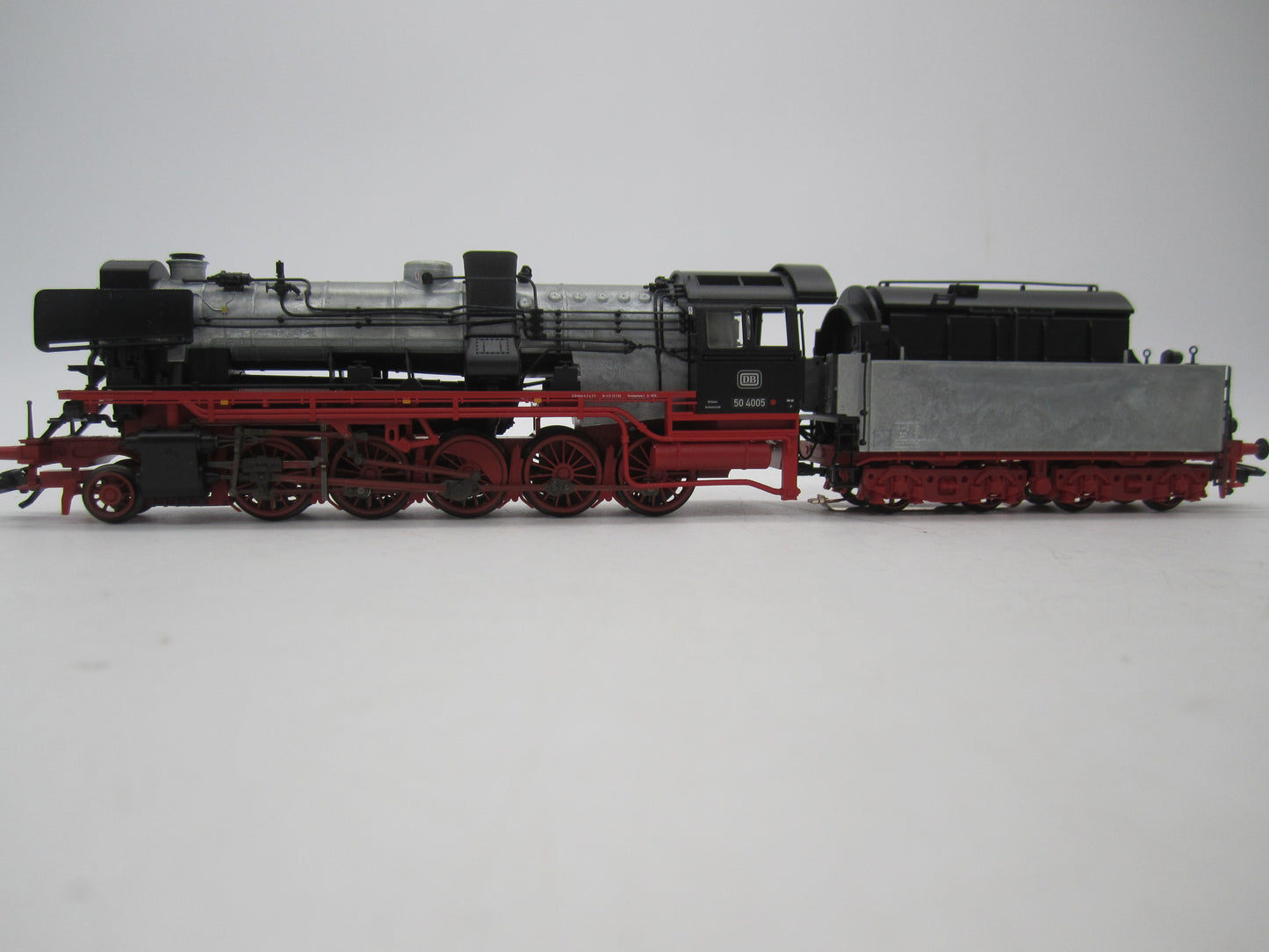 Märklin H0 - 37049 - Stoomloc met tender, BR 50.40 van de DB ongelakt - MFX/Sound