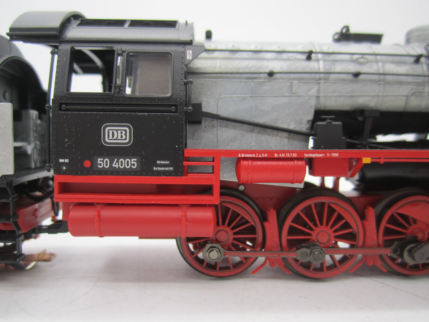 Märklin H0 - 37049 - Stoomloc met tender, BR 50.40 van de DB ongelakt - MFX/Sound