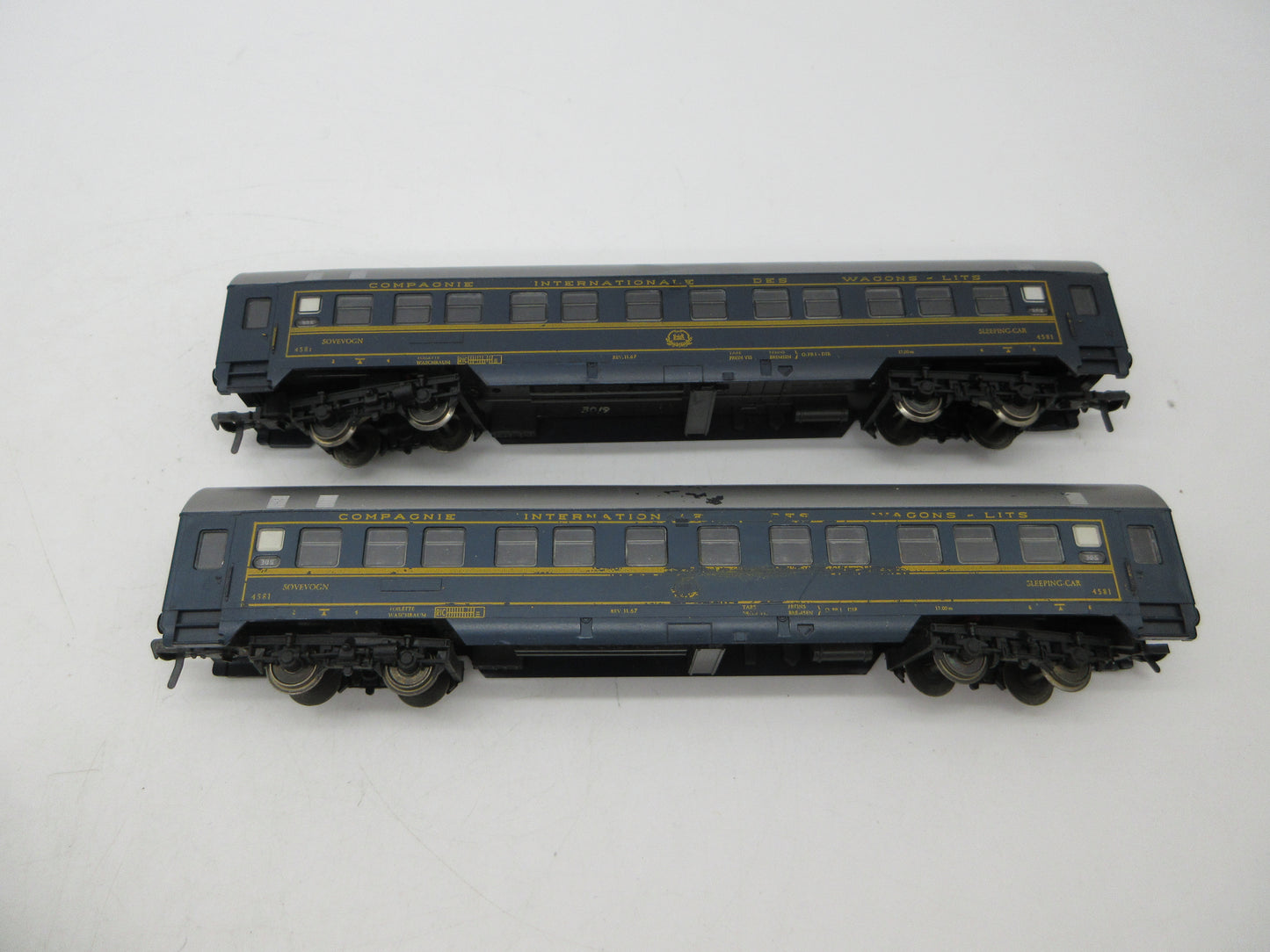 Fleischmann H0 - 1506 - 2x Slaaprijtuig van de CIWL, met verlichting