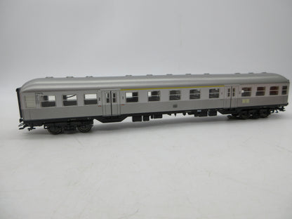 Märklin H0 - Uit set 29820 - Rijtuig "Silberlinge" 1e/2e klas 31 516 van de DB, met verlichting
