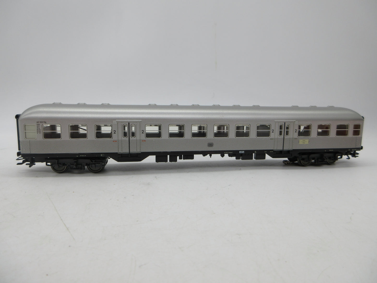 Märklin H0 - Uit set 29820 - Rijtuig "Silberlinge" 2e klas 42 332 van de DB, met verlichting