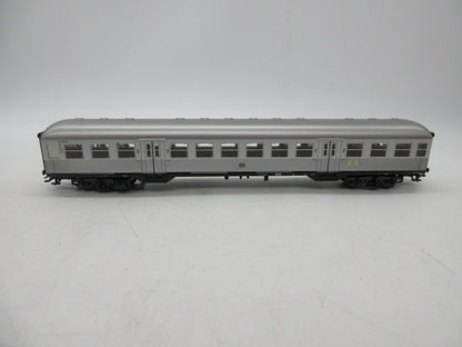 Märklin H0 - Uit set 29820 - Rijtuig "Silberlinge" 2e klas 42 328 van de DB, met verlichting