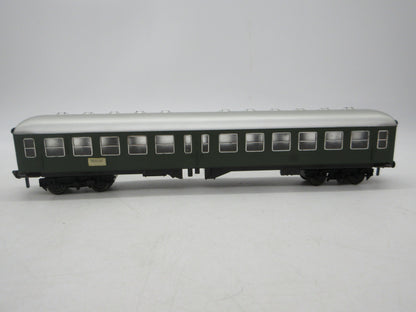 Fleischmann H0 - 1508 B - Rijtuig 2e klas met midden instap van de DB, met verlichting