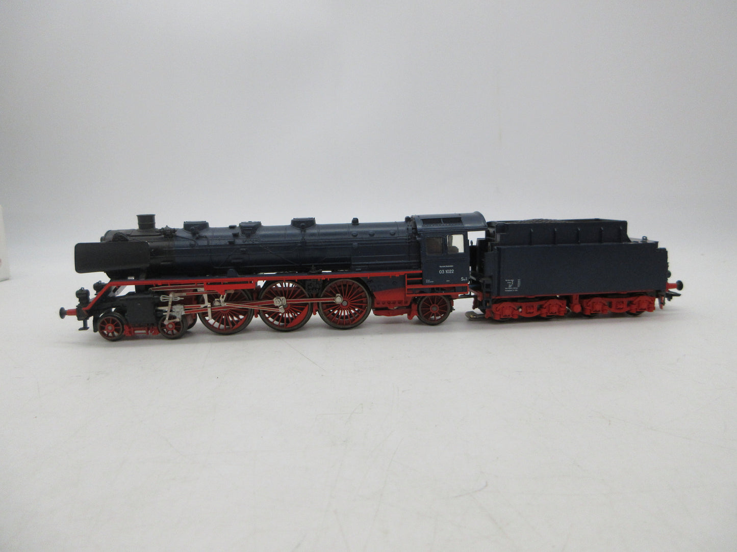 Märklin H0 - Uit set 29845 - Stoomloc met tender, BR 03 van de DB, digitaal