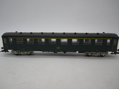 Fleischmann H0 - 5151 - Personenrijtuig 1e klas van de NMBS, met verlichting