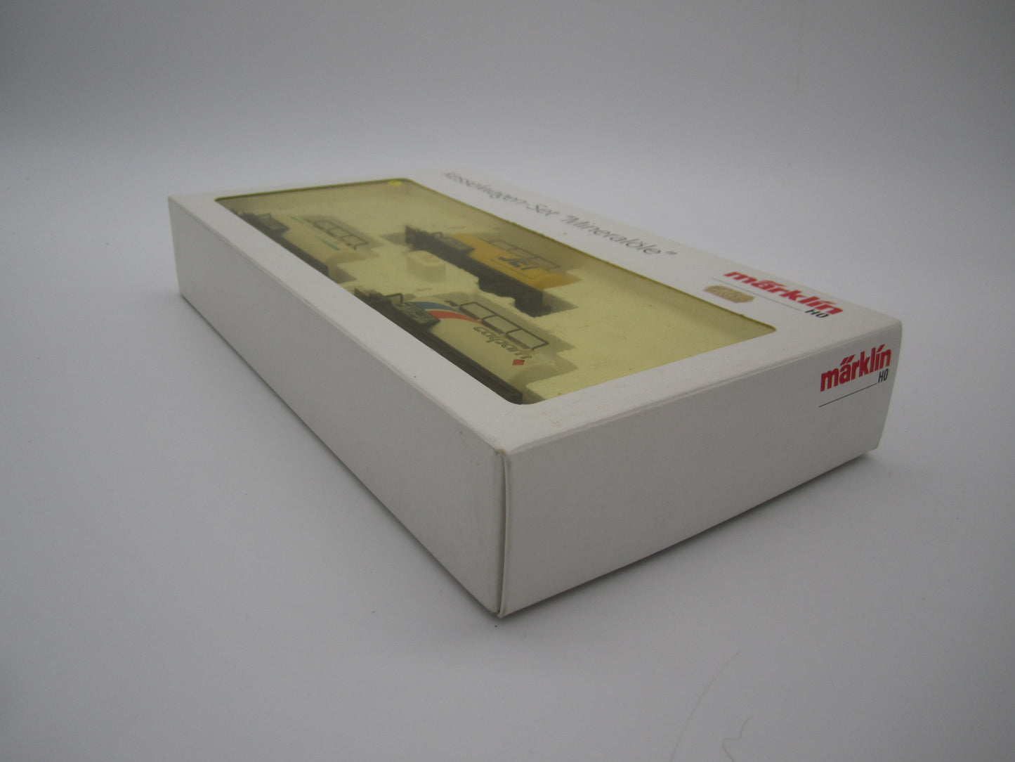 Märklin H0 - 3-delige ketelwagenset "Mineralöle" DB