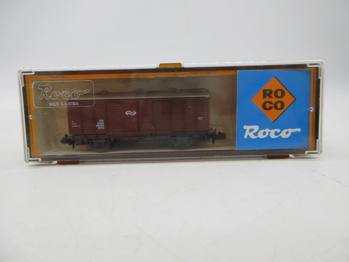 Roco N - 02306 S - Gesloten goederenwagen van de NS