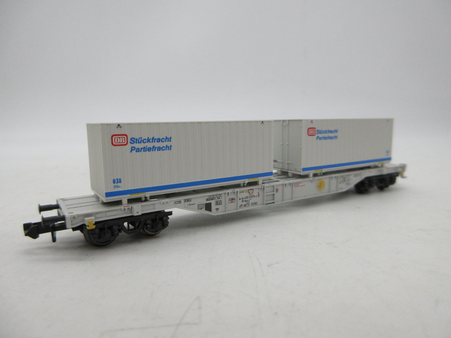 Minitrix N - 13823 - Containerwagen, beladen met 2 containers van de DB