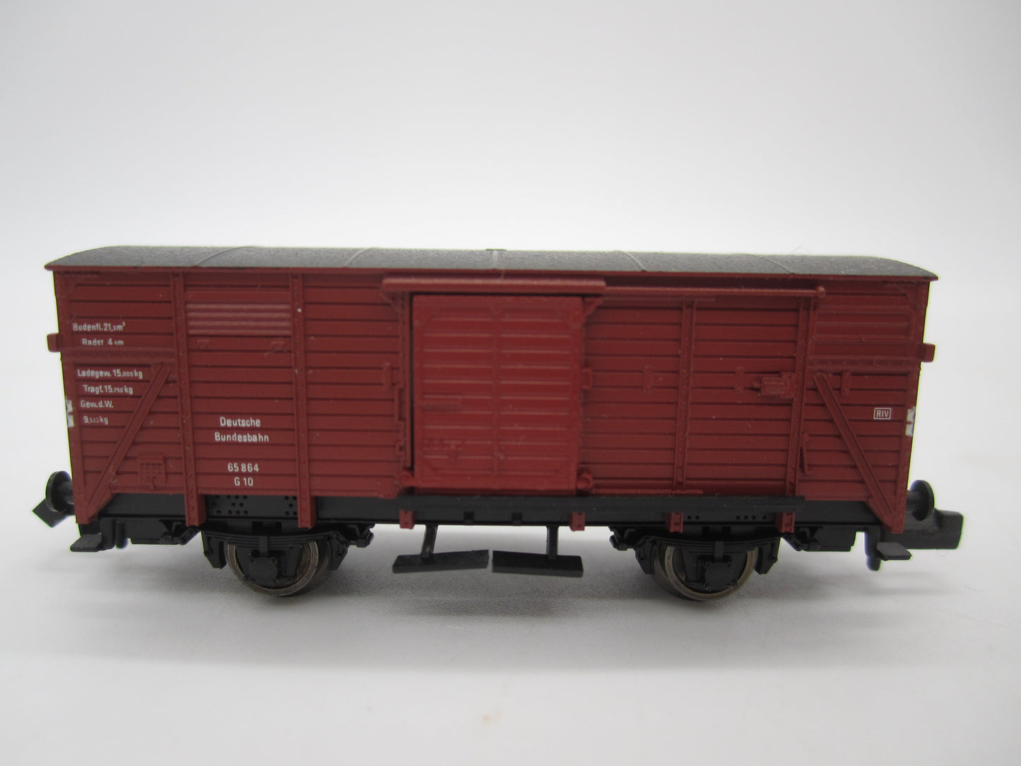 Fleischmann Piccolo N - 8350 - Gesloten goederenwagen van de DB