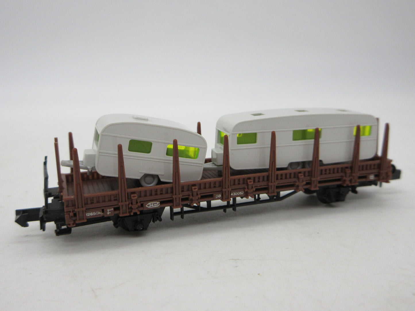 Arnold N - 4472 - Rongenwagen, beladen met 2 caravans van de DB