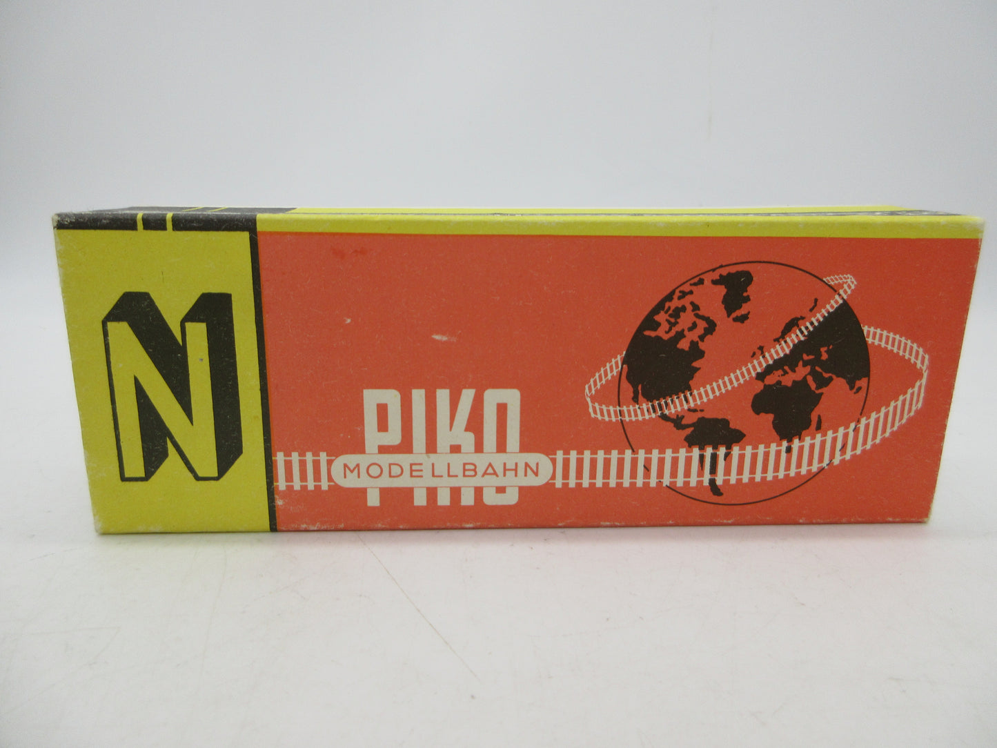 Piko N - 5/4124 - Dieselloc, BR 118 van de DR