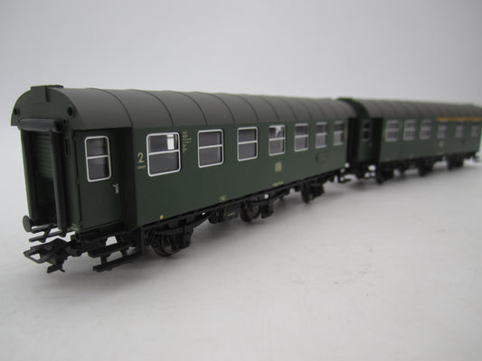 Märklin H0 - 00795-02 - Dubbelsetje Umbauwagen 2e klas/1e klas van de DB