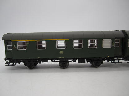 Märklin H0 - 00795-02 - Dubbelsetje Umbauwagen 2e klas/1e klas van de DB