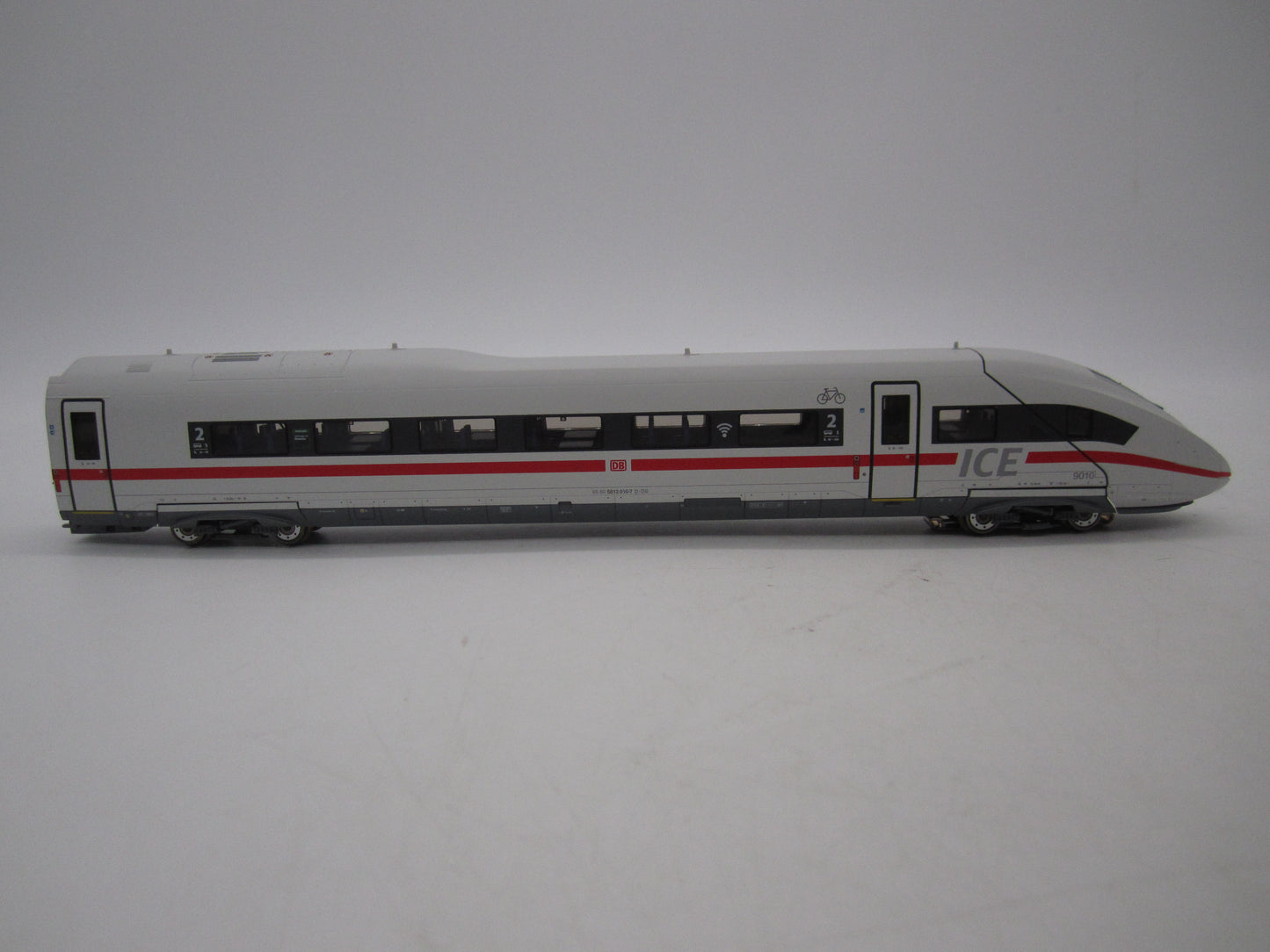 Märklin H0 - 39714 - 5-delige treinset BR 412/812 "ICE 4" van de DB - MFX/Sound