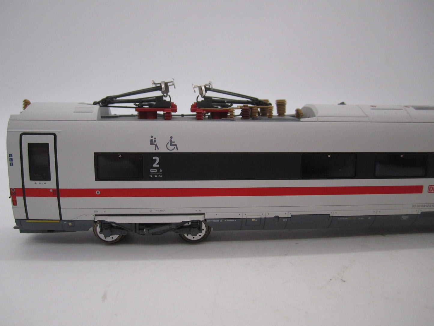 Märklin H0 - 39714 - 5-delige treinset BR 412/812 "ICE 4" van de DB - MFX/Sound