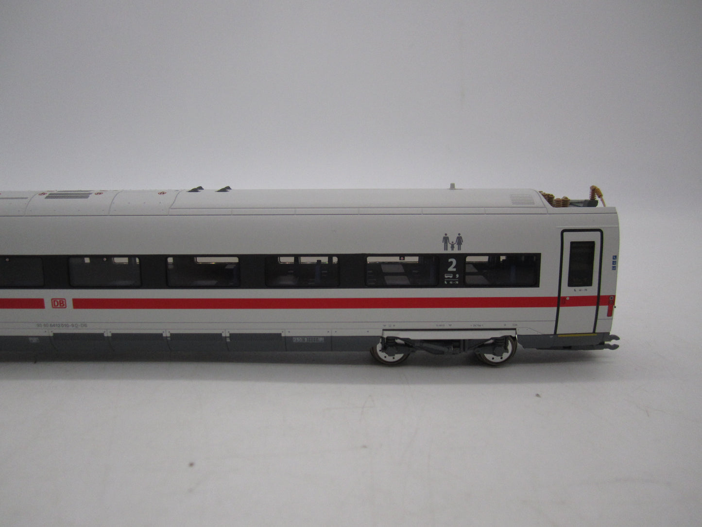 Märklin H0 - 39714 - 5-delige treinset BR 412/812 "ICE 4" van de DB - MFX/Sound