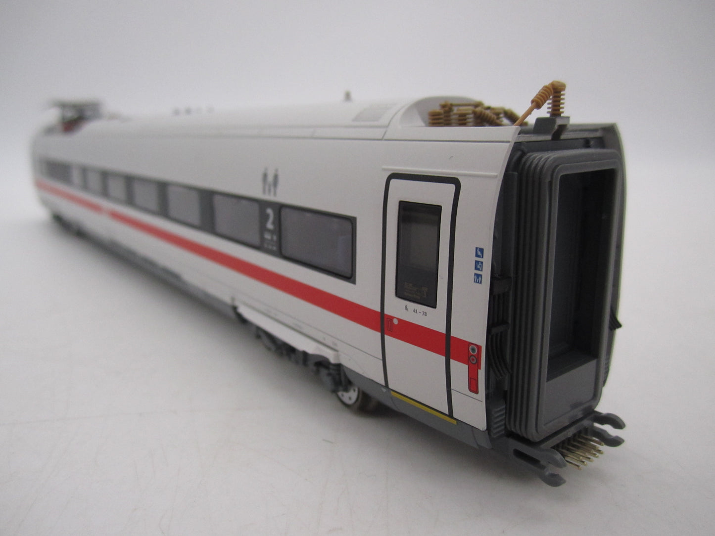 Märklin H0 - 39714 - 5-delige treinset BR 412/812 "ICE 4" van de DB - MFX/Sound