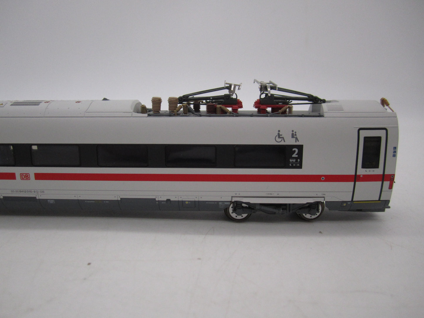 Märklin H0 - 39714 - 5-delige treinset BR 412/812 "ICE 4" van de DB - MFX/Sound