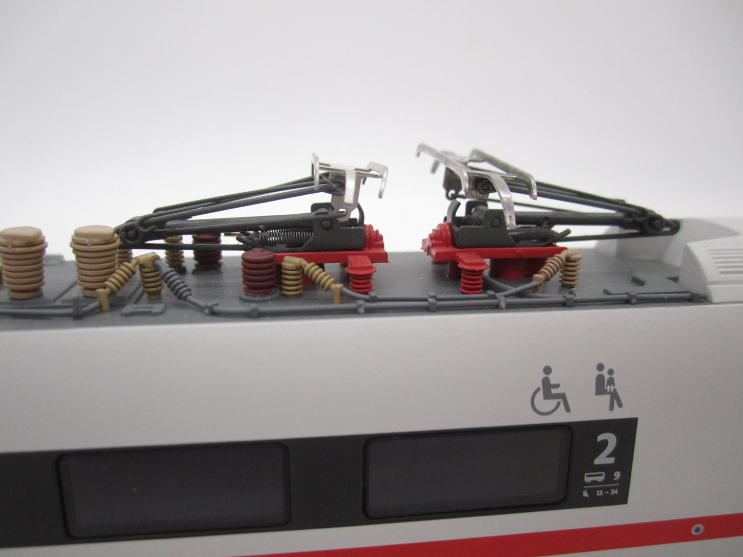 Märklin H0 - 39714 - 5-delige treinset BR 412/812 "ICE 4" van de DB - MFX/Sound