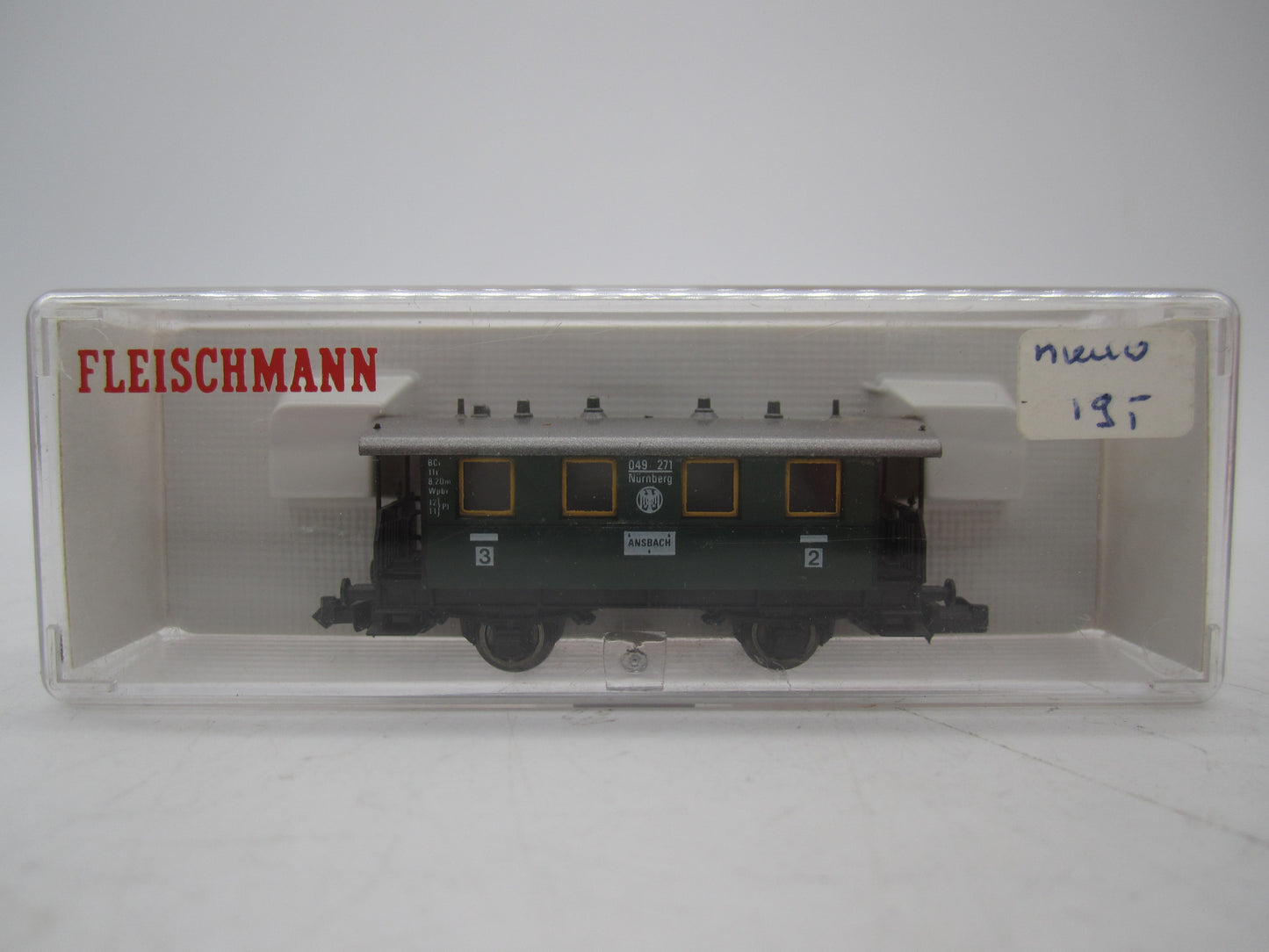 Fleischmann Piccolo N - 8052 - Personenwagen 2e/3e klas van de DRG