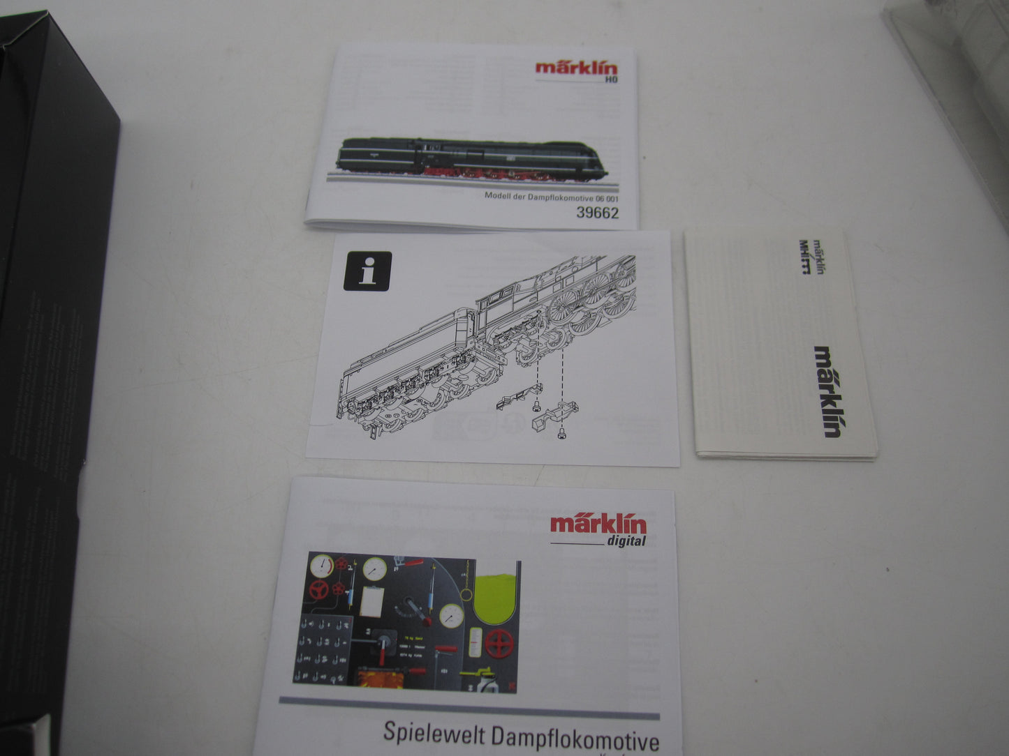 Märklin H0 - 39662 - Stoomloc met tender, BR 06 van de DR - MFX+/Sound - Insider