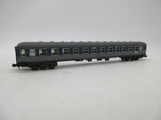 Minitrix N - 51 3091 00 - Personenwagen 2e klas van de DB, met verlichting