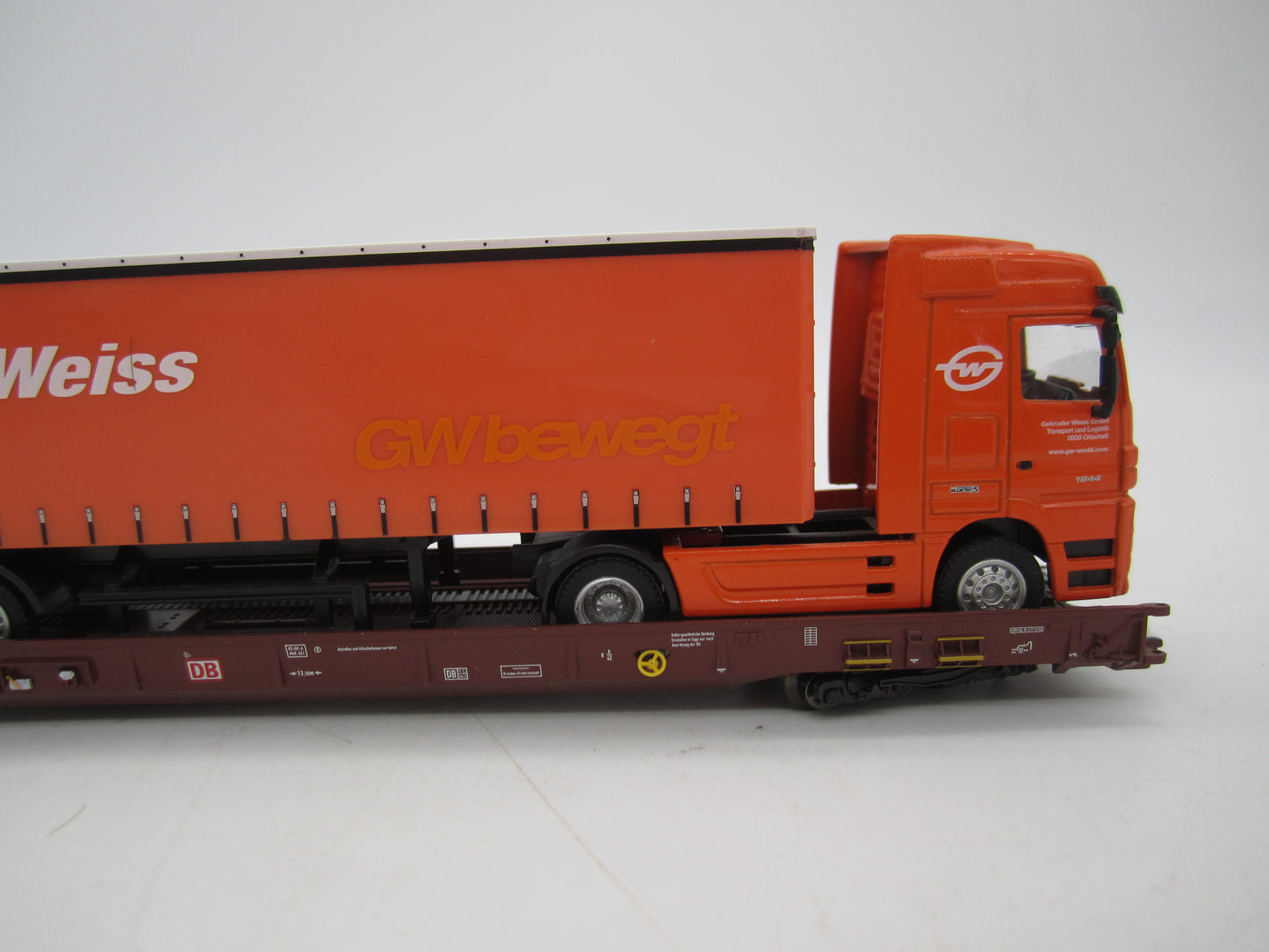 Märklin H0 - 47428 - Lage vloerwagen Saadkms 690 "Rollende Landstrasse" van de DB