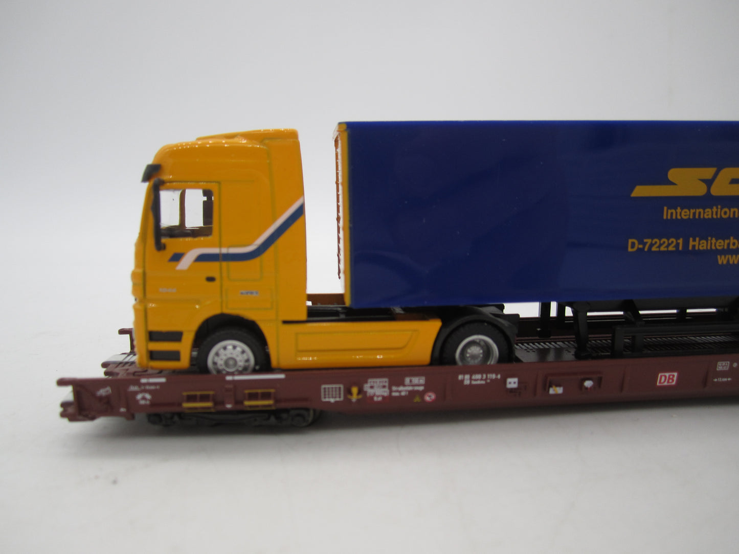 Märklin H0 - 47418 - 5-delige set Lage vloerwagens Saadkms 690 "Rollende Landstrasse" van de DB