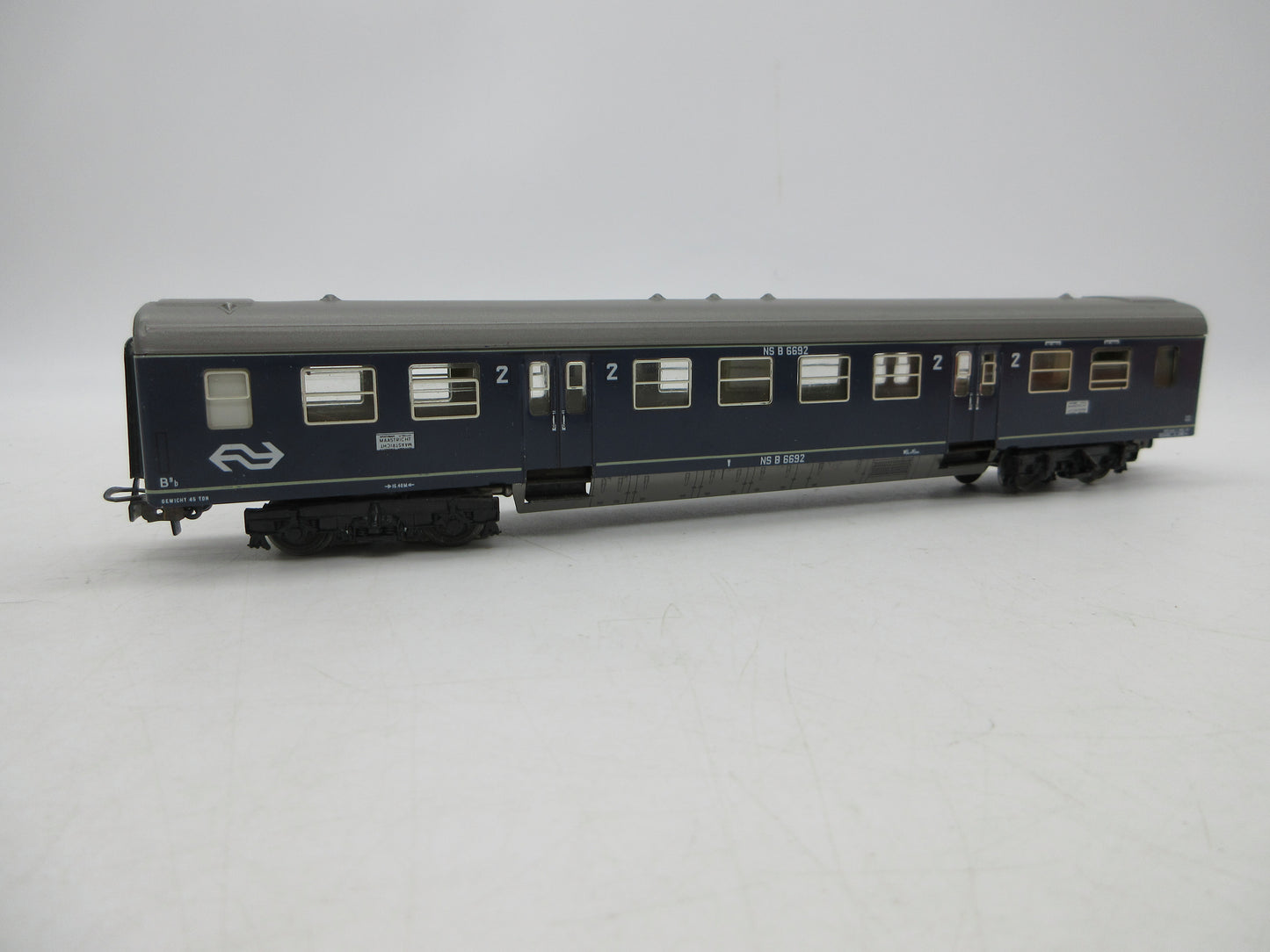 Märklin H0 - 4049 - Personenwagen 2e klas van de NS, met verlichting
