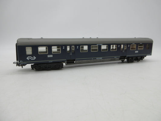 Märklin H0 - 4049 - Personenwagen 2e klas van de NS, met verlichting