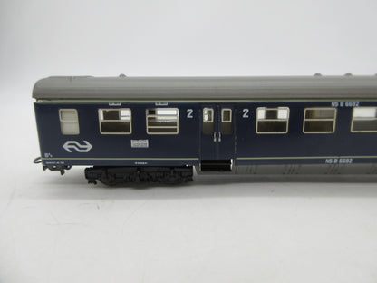 Märklin H0 - 4049 - Personenwagen 2e klas van de NS, met verlichting