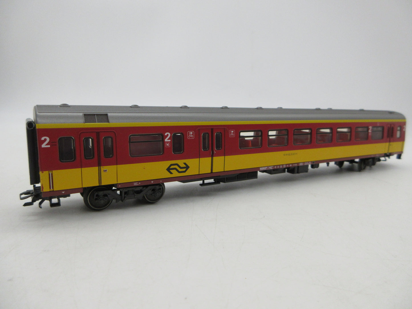 Märklin H0 - 42657 - Personenwagen ICR 2e klas met fietsendeel "Benelux" van de NS